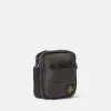 Beuteltasche mit mehreren Taschen und Reißverschluss oben.