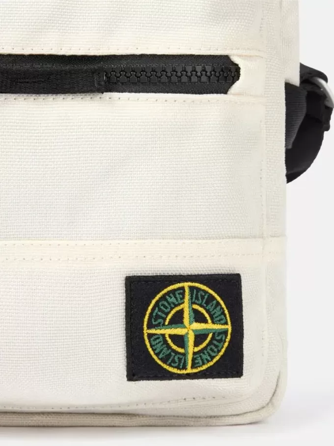 Beuteltasche mit Reißverschlussfächern und verstellbarem Riemen
