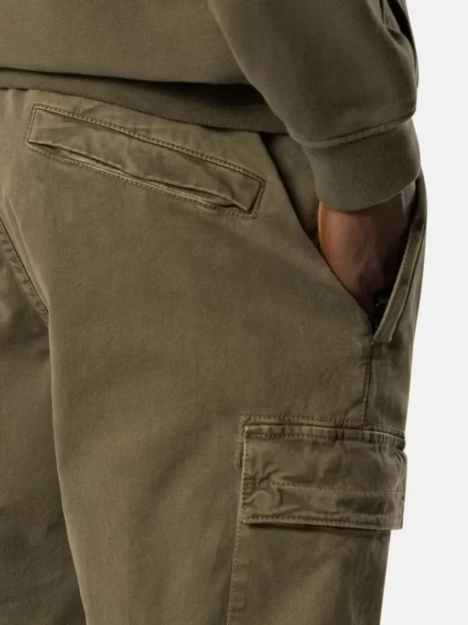 Cargohose mit normaler, konischer Passform und elastischem Bund