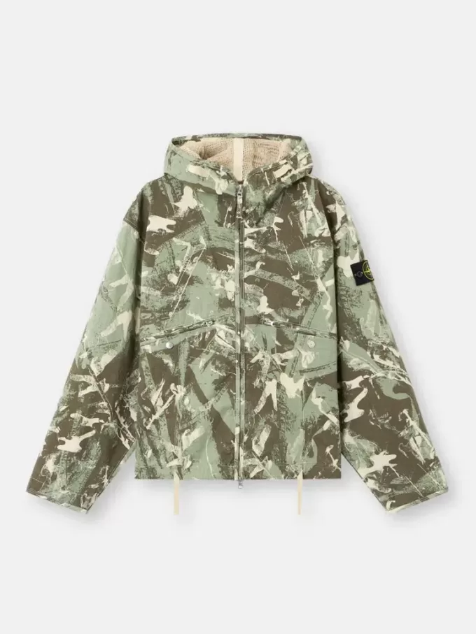 Kapuzenjacke mit Camouflage-Print und Anti-Drop-Beschichtung