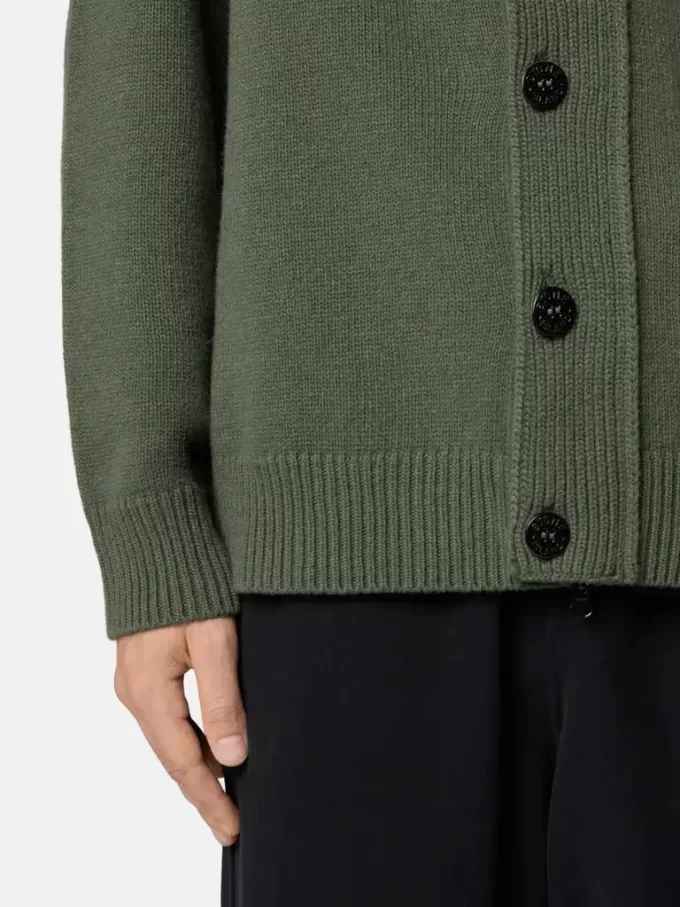 Knopfleiste-Pullover mit Filzbesatz
