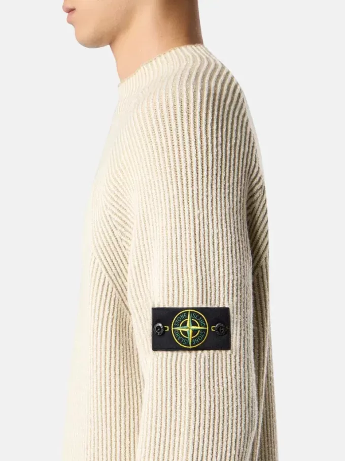 Pullover mit Stehkragen und Vanisé-Rippstruktur