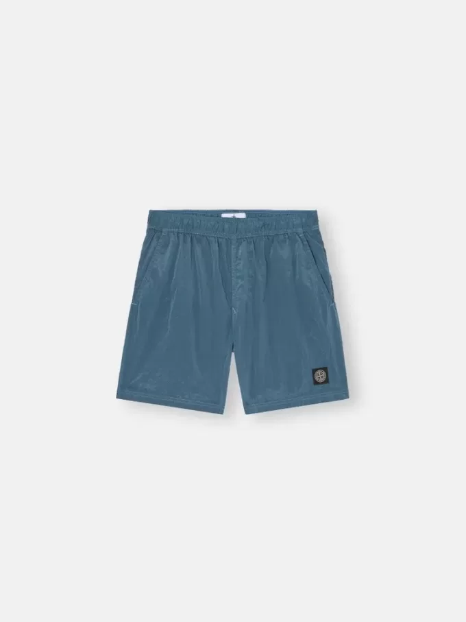Regular-Fit-Badeshorts mit Taschen und Mesh-Futter.