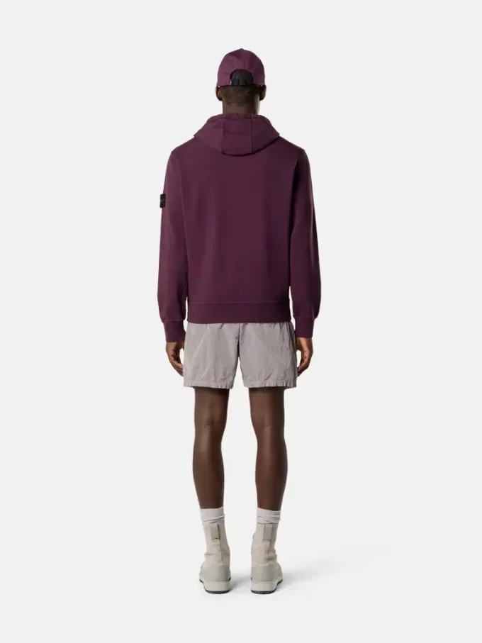 Regular-Fit-Badeshorts mit Taschen und Mesh-Futter.