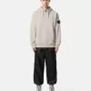 Regular-Fit-Kapuzenpullover mit Kängurutasche.