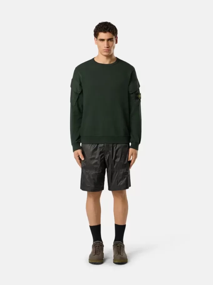 Regular-Fit-Sweatshirt mit Rundhalsausschnitt und Ärmeltaschen