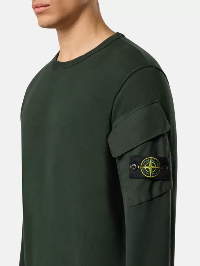 Regular-Fit-Sweatshirt mit Rundhalsausschnitt und Ärmeltaschen