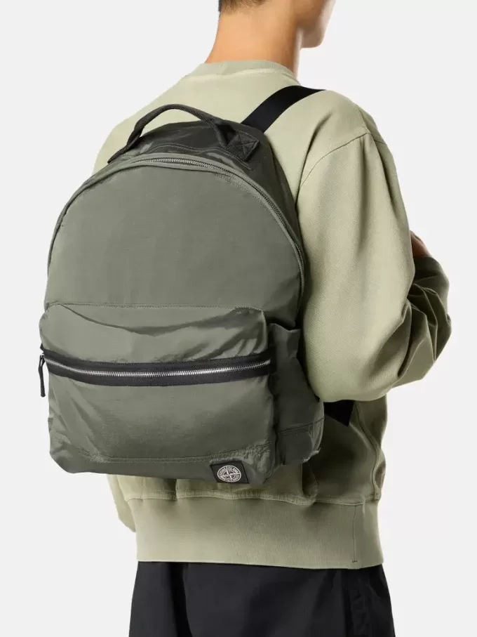 Rucksack mit Fronttasche und Ripstop-Futter