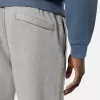 Schmal geschnittene Jogginghose mit Taschen und Kordelzugbund