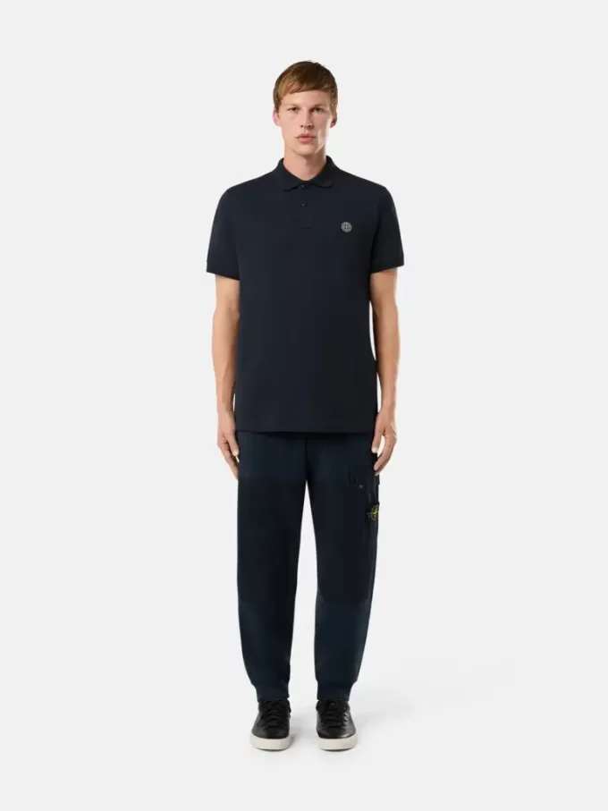 Schmal geschnittenes Kurzarm-Poloshirt mit Compass-Aufnäher