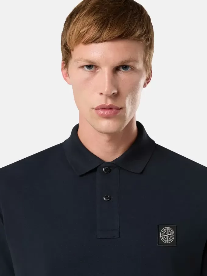 Schmal geschnittenes Kurzarm-Poloshirt mit Compass-Aufnäher