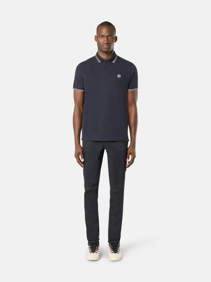 Slim-Fit-Kurzarm-Poloshirt mit gestreiften Details