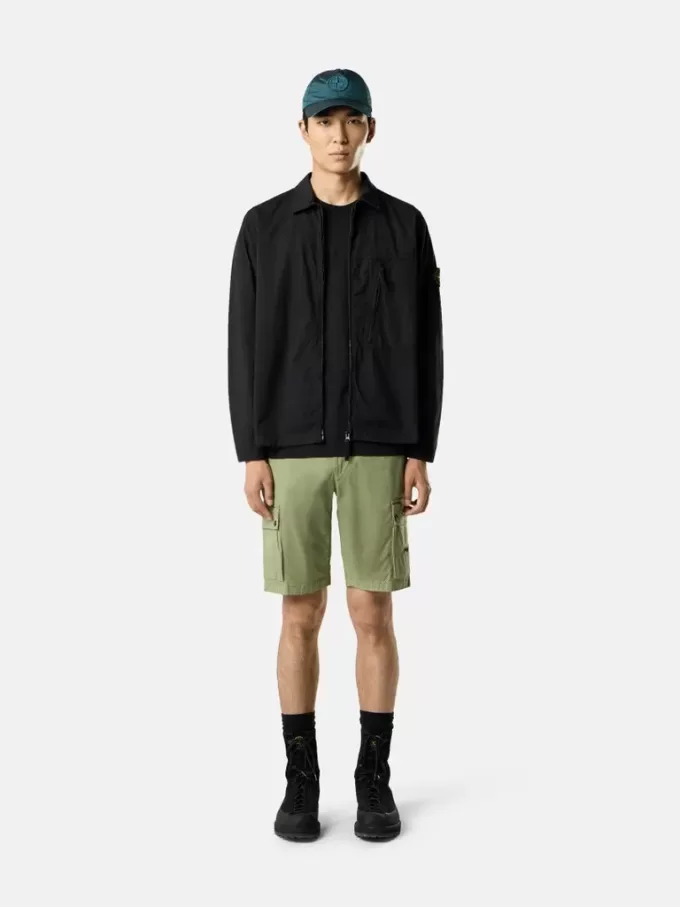 Slim-Fit-T-Shirt mit kurzen Ärmeln und Kompass-Aufnäher