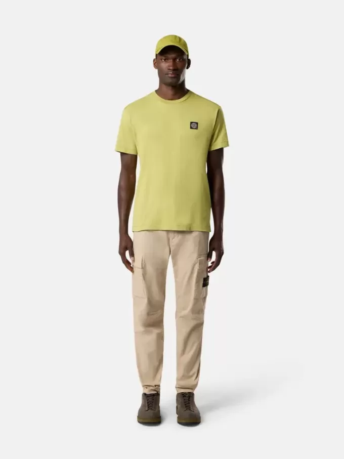 Slim-Fit-T-Shirt mit kurzen Ärmeln und Kompass-Aufnäher