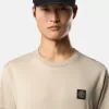 Slim-Fit-T-Shirt mit kurzen Ärmeln und Kompass-Aufnäher
