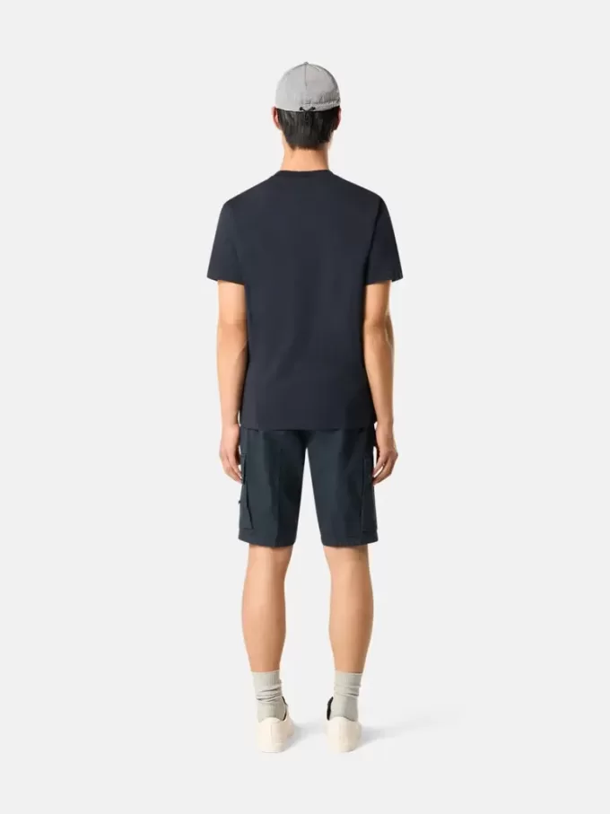 Slim-Fit-T-Shirt mit kurzen Ärmeln und Kompass-Aufnäher
