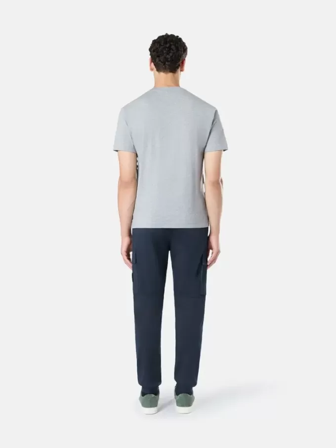 Slim-Fit-T-Shirt mit kurzen Ärmeln und Kompass-Aufnäher