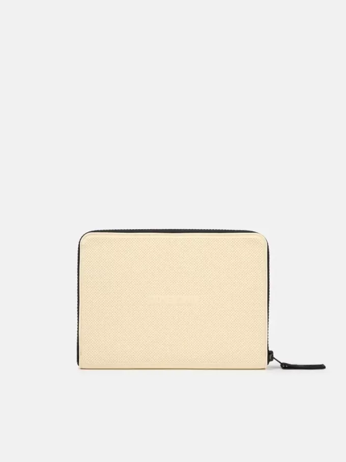 Tasche mit Innenfächern und Reißverschluss