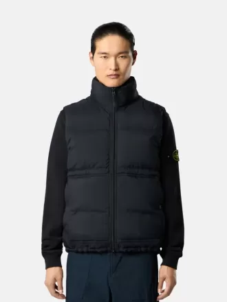 Weste mit wasserabweisender Beschichtung und Druckknopftaschen